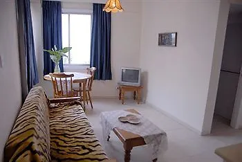 Palm Sea Beach Hotel Apartments Larnaca 5*,
