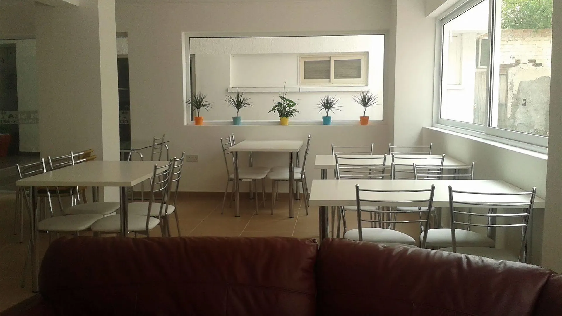 Palm Sea Beach Hotel Apartments Larnaca 5*,