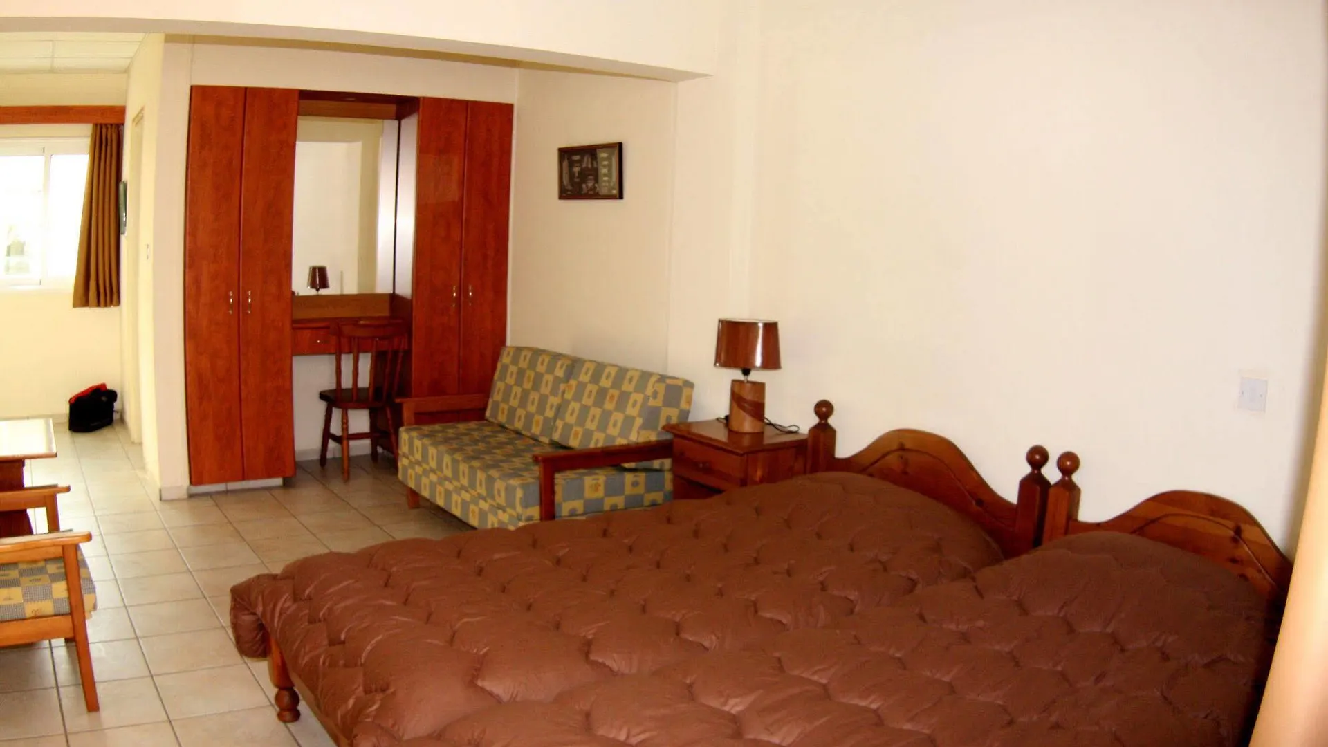 Palm Sea Beach Hotel Apartments Larnaca